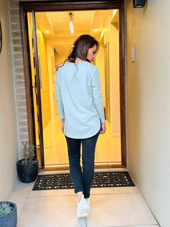 Basic Loop Top