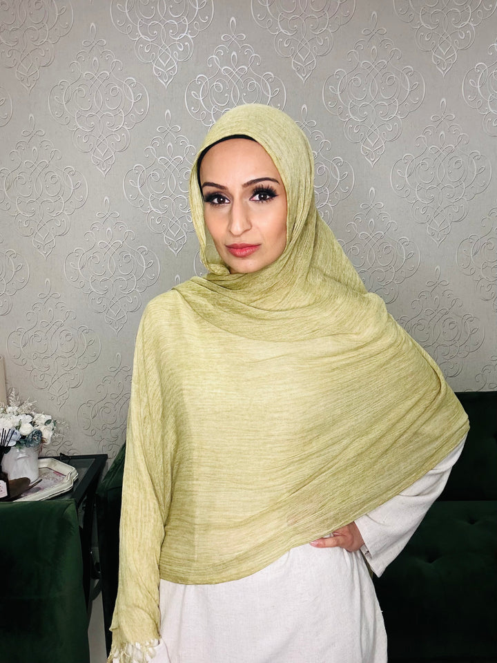 PISTACHIO GREEN
