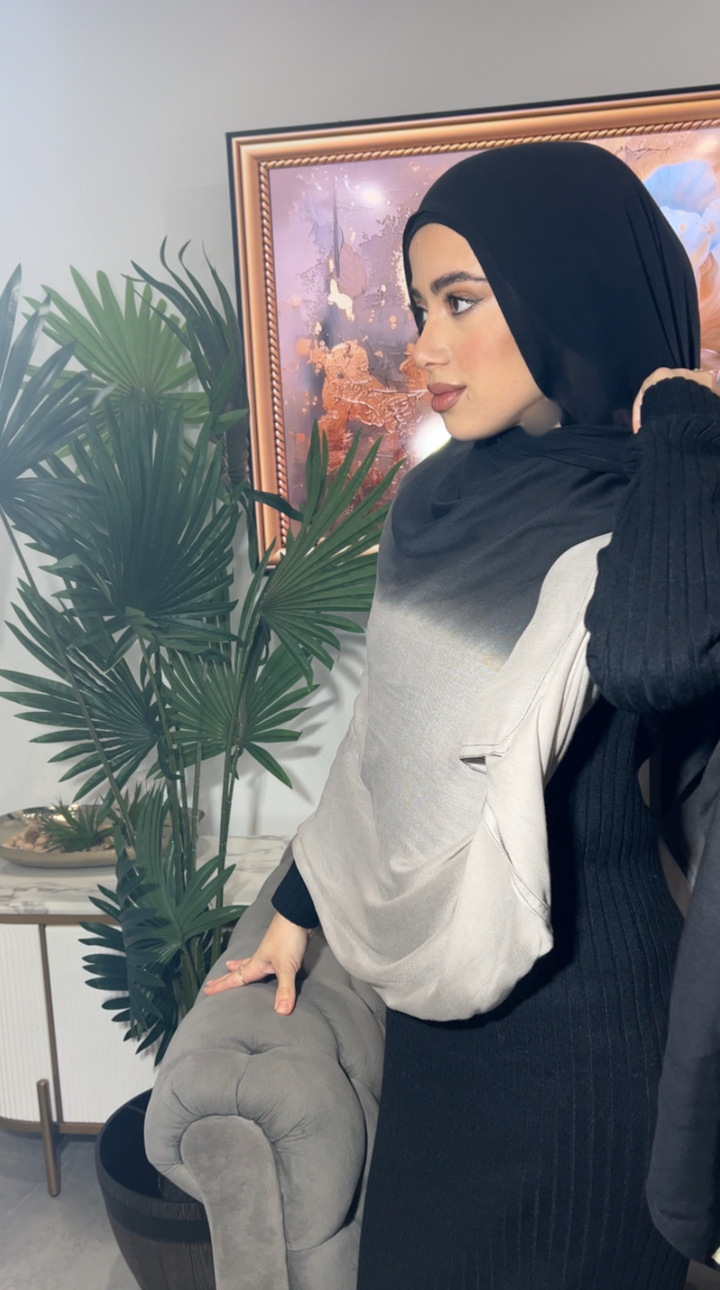 Black/grey
